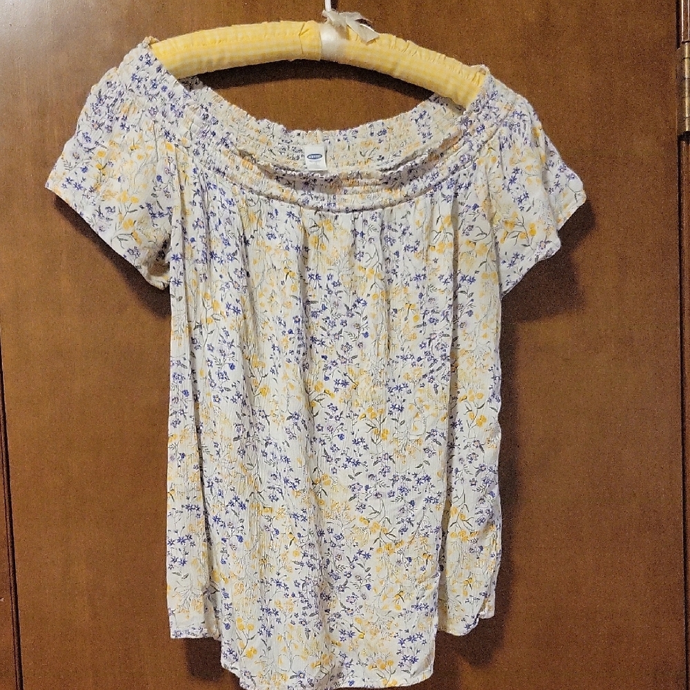 Old Navy Sweet Floral Short Sleeve Gathered Neckline Blouse L NWOT